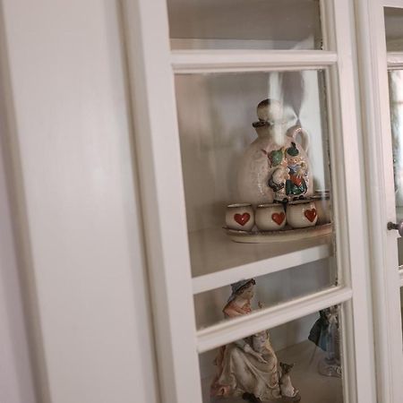 Ansitz Am Eck By Hotel Pernhof Termeno Bagian luar foto