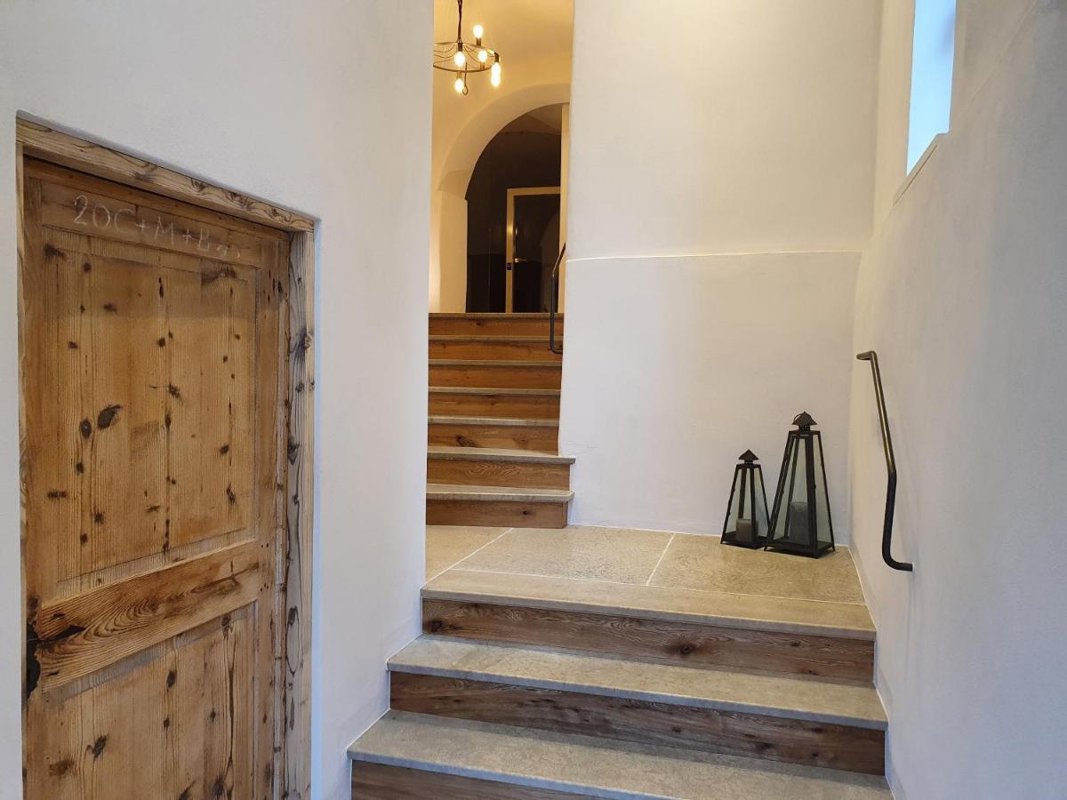 Ansitz Am Eck By Hotel Pernhof Termeno Bagian luar foto