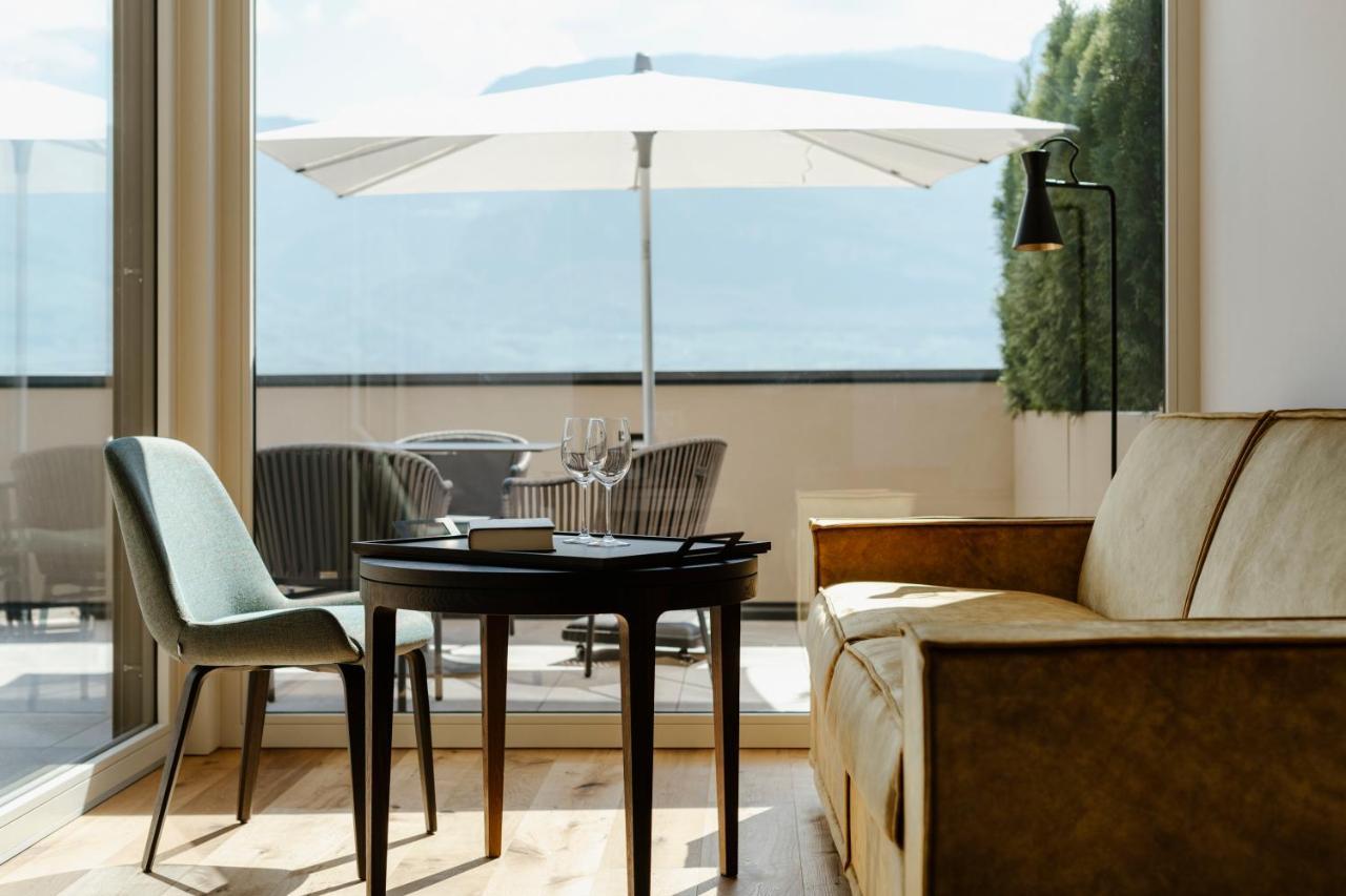 Ansitz Am Eck By Hotel Pernhof Termeno Bagian luar foto