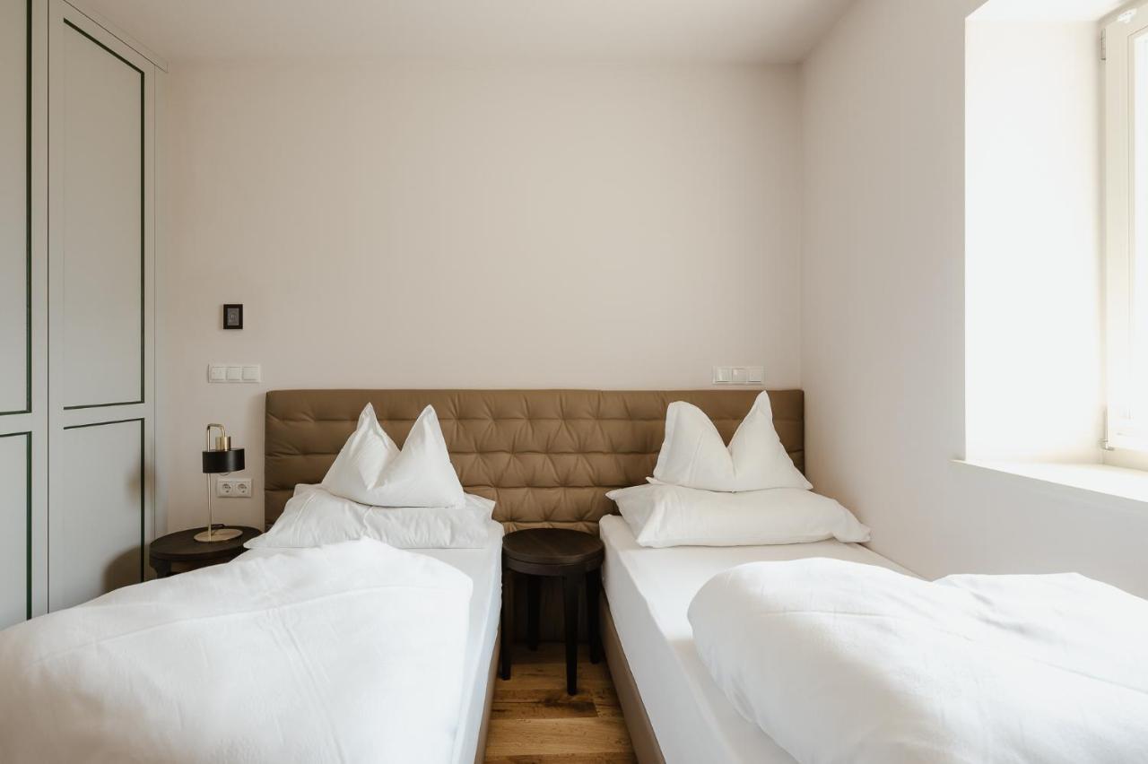 Ansitz Am Eck By Hotel Pernhof Termeno Bagian luar foto